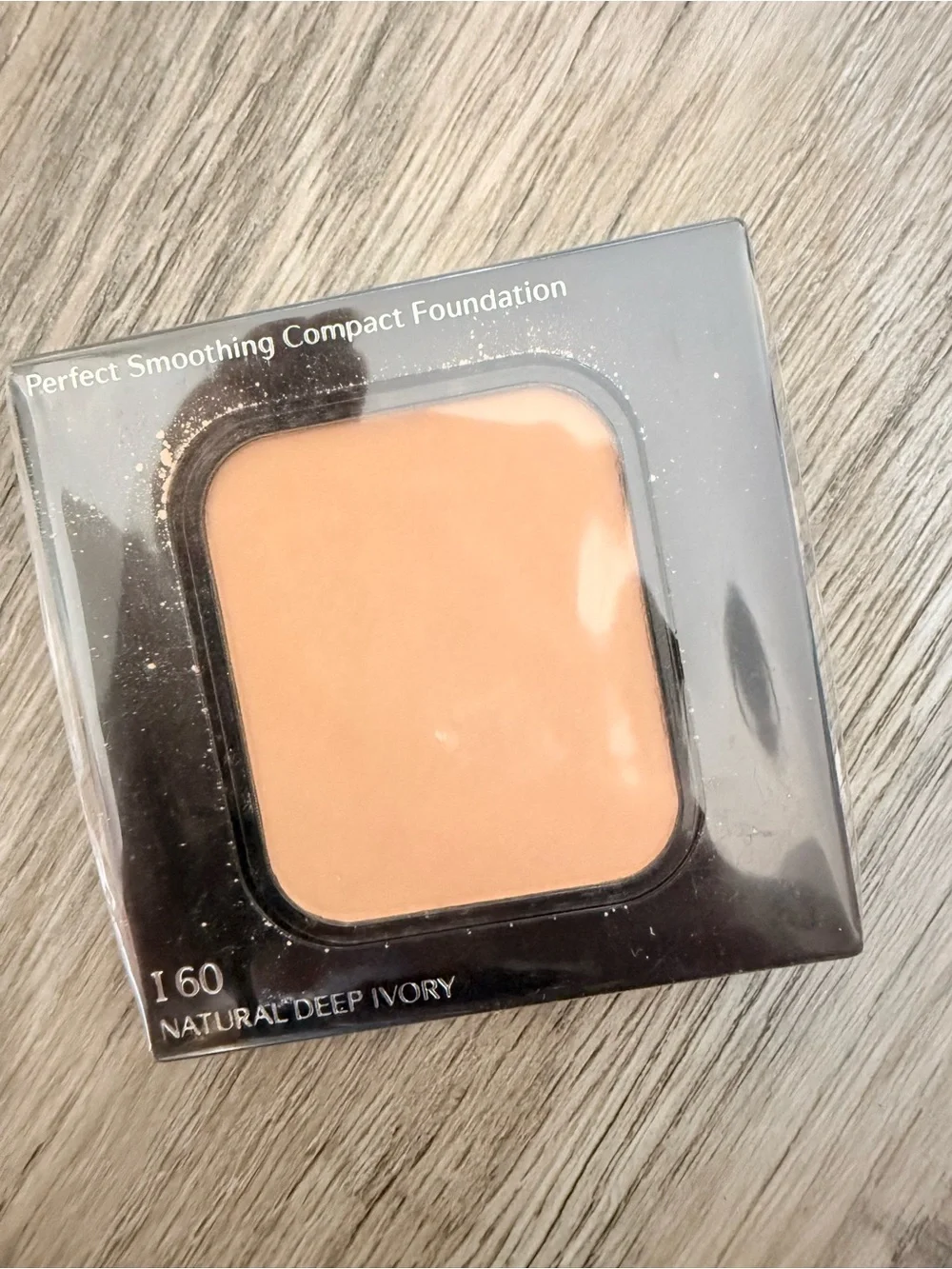Shiseido Perfect Smoothing Compact Foundation - Natural Deep Ivory (I60)